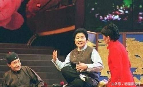 赵丽蓉:这个爱笑的老太太,将欢笑奉献舞台,却错