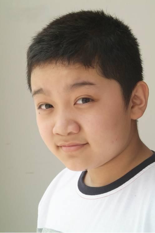 还记得《家有儿女》中的夏小雨吗?网友:现在都