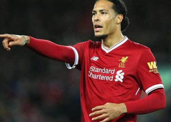 他被誉为当今最强后卫,速度超过姆巴佩,今助球