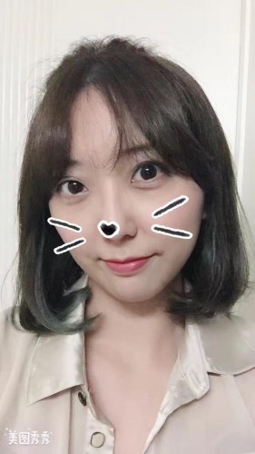 当年扮演"龙小云"的女演员张辰已经29岁