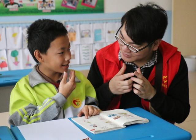 最冷门的4个大学专业,报考人数寥寥无几,毕业