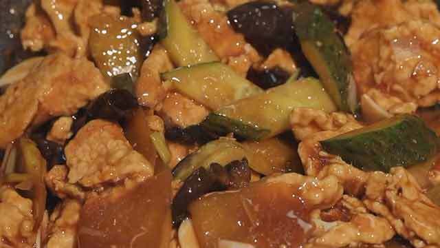 山西名菜过油肉 这样做才叫爽