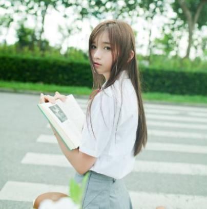 对不熟悉的人一概不理,超级高冷的三个星座