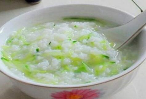 怎样快速祛斑祛黑色素?消除雀斑最有效的方法