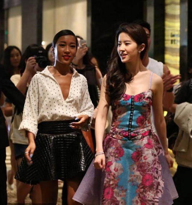 "哈登妹妹"吉克隽逸最想删除的照片曝光,原因居然是遇到她?