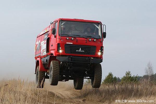 拉力赛长头卡车 maz新车车头竟是拼装货