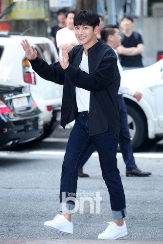 组图:《奇怪的搭档》终映宴 池昌旭南志铉等出席