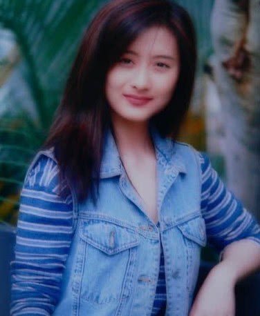 44岁琼瑶女郎陈德容近照曝光:身材臃肿发胖 谈生育顺其自然 44岁琼瑶女郎陈德容近照曝光:身材臃肿发胖 谈生育顺其自然