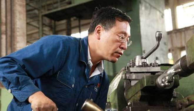 【中国梦实践者】耿家盛:会刷漆的磨刀匠怎样成为环保厕所设计师 【中国梦实践者】耿家盛:会刷漆的磨刀匠怎样成为环保厕所设计师