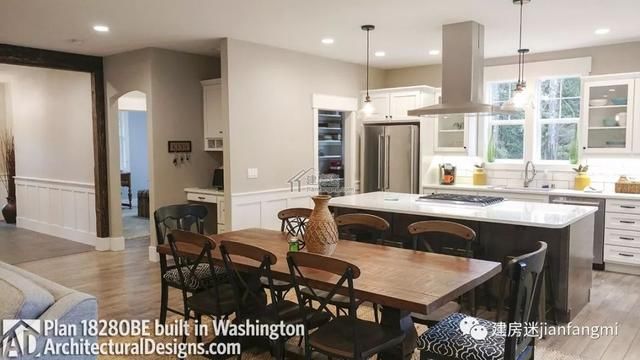 建房图纸新农村自建房美式风格13米X13米两层