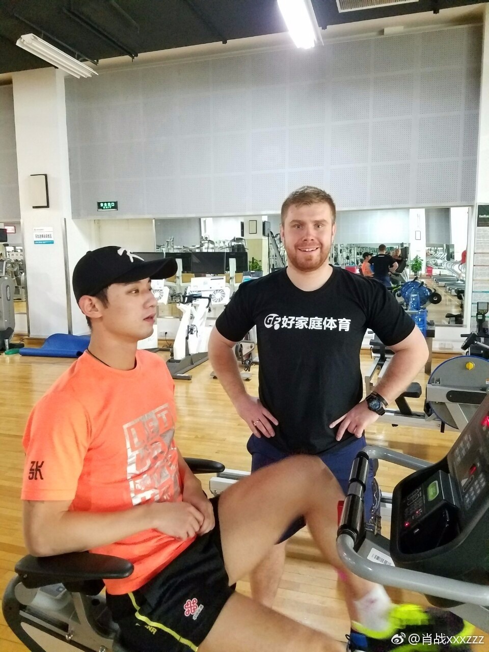 张继科康复上强度 肖战替国乒侧面回复粉丝质疑 张继科康复上强度 肖战替国乒侧面回复粉丝质疑