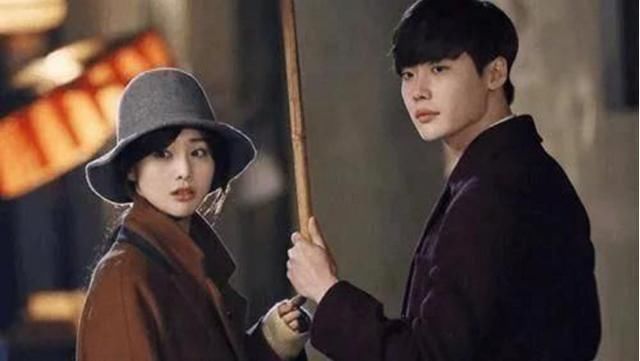 郑爽李钟硕《翡翠恋人》播出,郑爽当时多低调