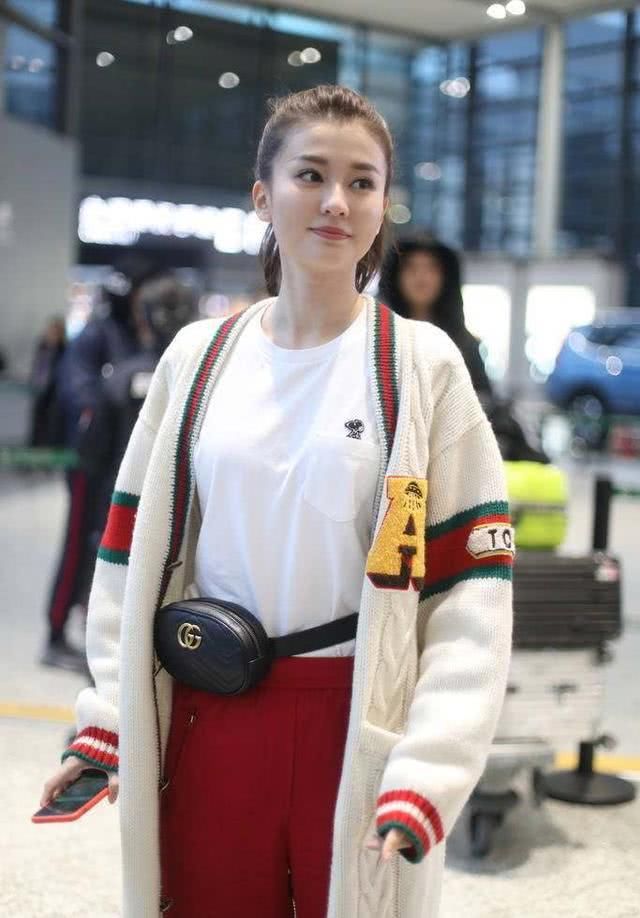 迪丽热巴、乔心、baby和关晓彤谁漂亮?网友:看