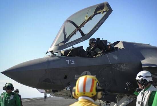 歼-20座舱高清照 中美俄三国四种五代机座舱大