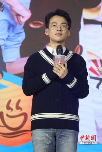 郭德纲爱子郭麒麟:希望在影视方面超越我爸 郭德纲爱子郭麒麟:希望在影视方面超越我爸