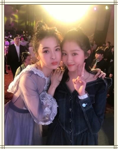 当关晓彤同框赵韩樱子,172的身高瞬间不再是优