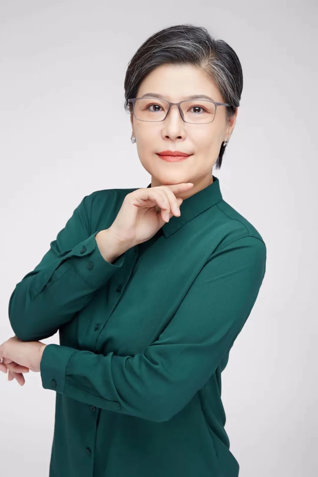 本期直播,心理专家张晓彤老师将通过热点事件,分析原生家庭对孩子的