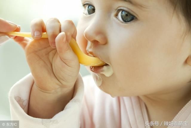 当宝宝出现这些症状,说明宝宝缺锌了,妈妈们可