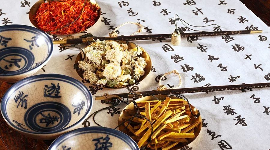 肿瘤治疗】名医善用新鲜的中草药治疗白血病及