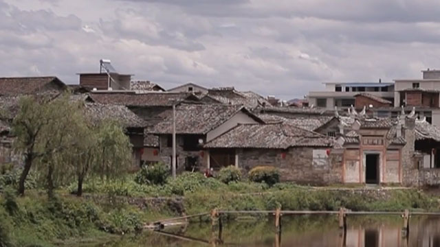 《寻踪英雄路》熔铸军魂的宝贵探索 《寻踪英雄路》熔铸军魂的宝贵探索