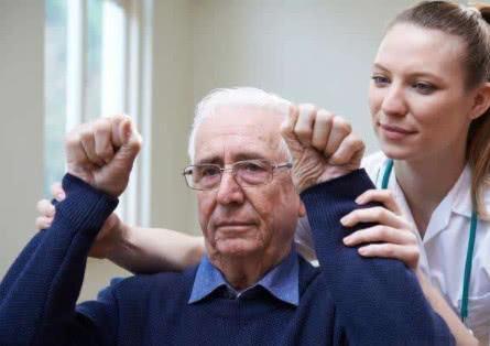 经常手脚发麻?神经内科医生:你可能是被这4种