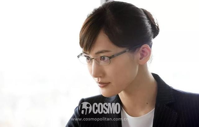 美人计|绫濑遥是职场女性妆容教科书呀!发型就