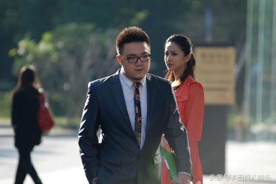 宋丹丹儿子巴图近照曝光,儿媳妇竟是大七岁的