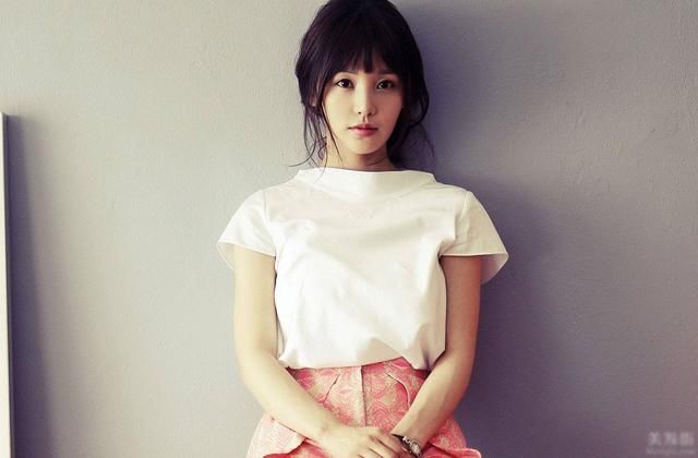 最后凌微老师祝福天下所有的人,有情人终成眷属,事业飞黄腾达,爱情