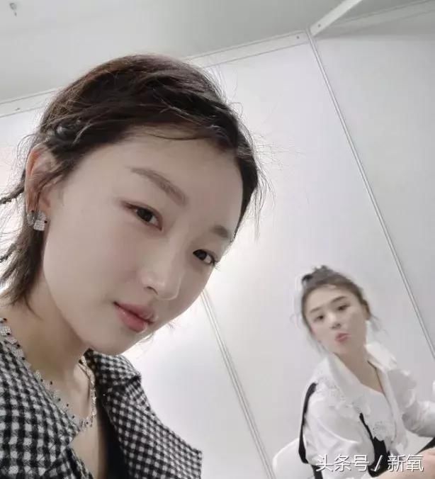 周冬雨夏天用什么面霜才能如此婴儿肌啊?