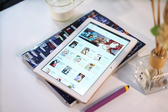 边洗澡边电影无压力:荣耀Waterplay防水影音平