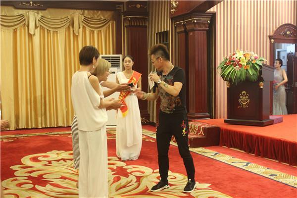 著名演员胡晨曦,李飒,宁子,海生,宋恩逸,田鑫雨,车金亮等实力派演员