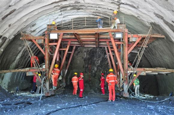 g69银百高速城开隧道动工 重庆最长高速隧道将诞生