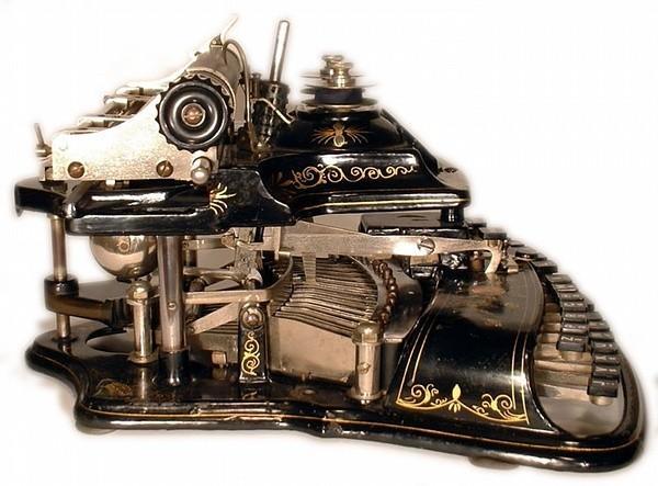 为什么电脑键盘上字母不按顺序排列?多年盲打