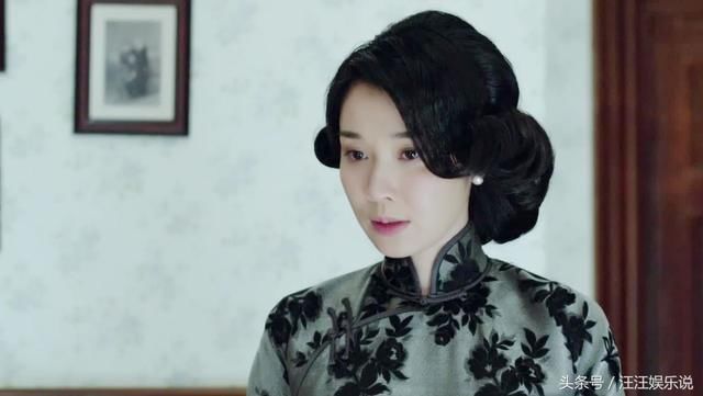 陈丽娜凭借小妈一角获得2014国剧盛典年度飞跃女演员奖.