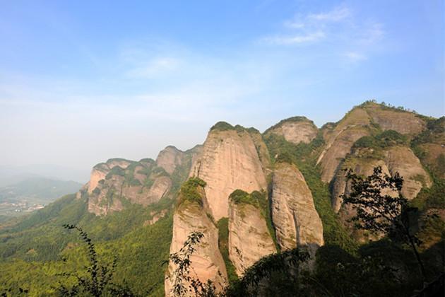 不是只有湖北有武当山,江西大门小武当一点不逊色! 不是只有湖北有武当山,江西大门小武当一点不逊色!
