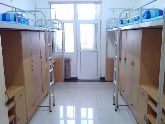 中国学生宿舍最好的4所大学,深大排第4,位居榜