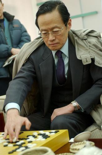 围棋天王娶高官妻子受折磨 娶小保姆才收获幸福 围棋天王娶高官妻子受折磨 娶小保姆才收获幸福