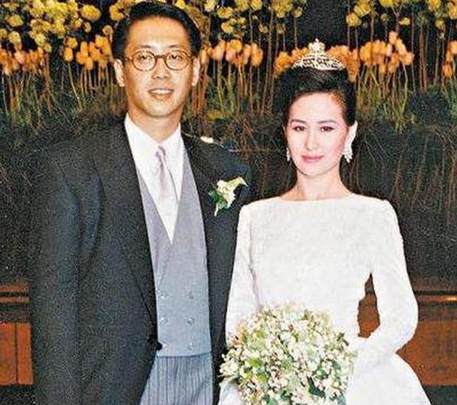 颜值不输明星比王思聪有钱的富二代,家族就是