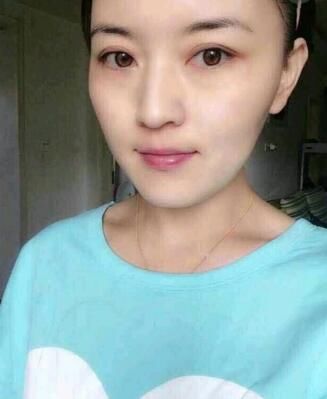 三七粉兑上一种液体,每晚坚持涂抹五分钟,半个