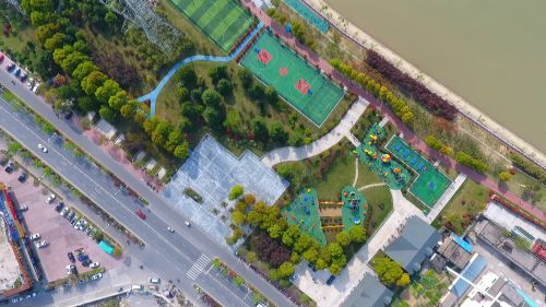 金秋走基层——江都自在公园:市民读书休闲,乐享健康生活