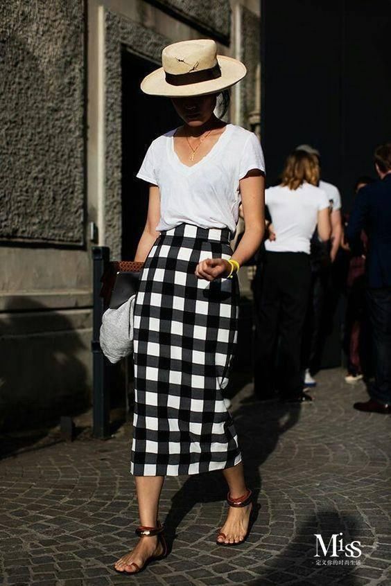 别人家的女朋友,t恤打个结就美翻天