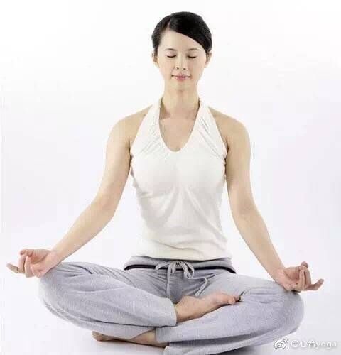 瑜伽中至善坐和吉祥坐有何区别?