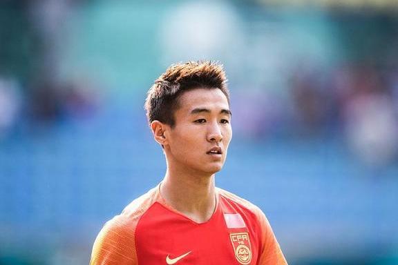 客战贵州中赫国安队后防线闹人荒?施密特不妨