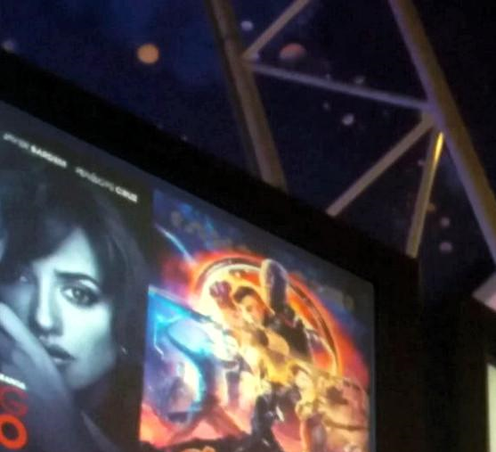 复联3鹰眼成主角,钢铁侠开挂,雷神洛基深情拥