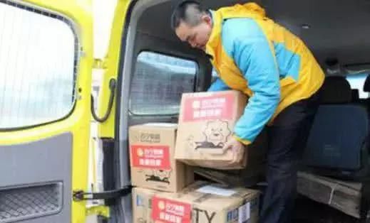 出现!刘强东和王卫尴尬了,满意度超越顺丰和京东