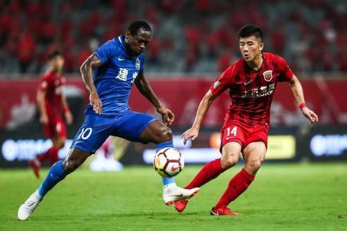 上港并没有中超夺冠的绝对实力,但需要有一颗