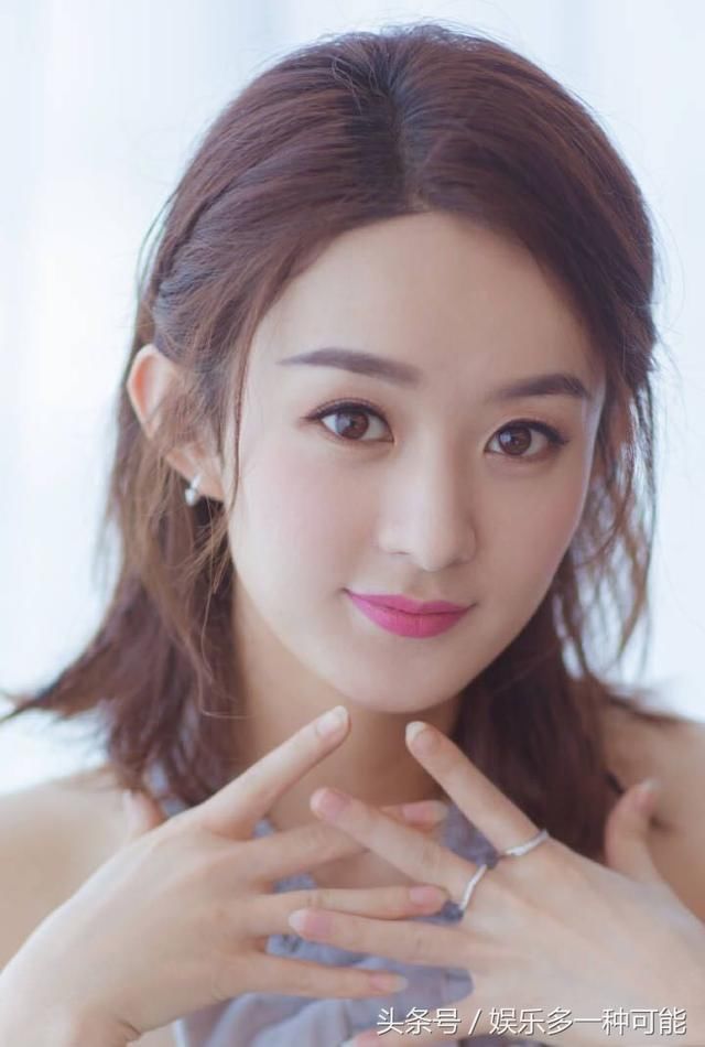 赵丽颖手指甲太长被质疑 平时养指甲究竟还怎