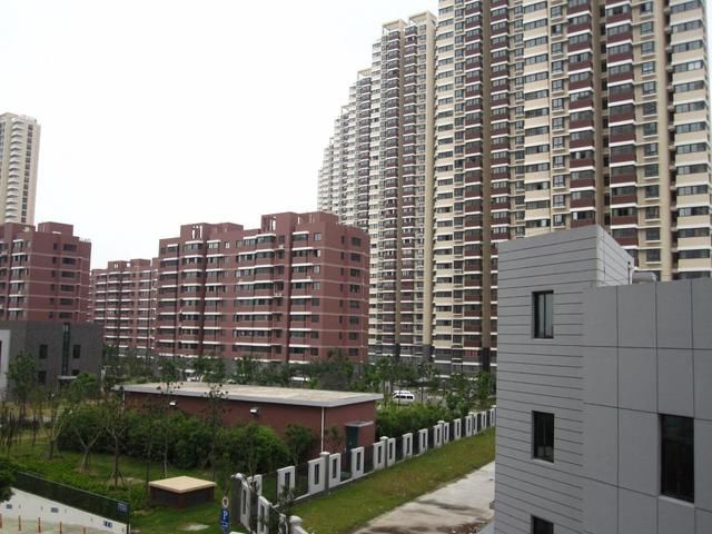 农村回迁房能不能买?专业人士:质量不好安保还差,你这是图啥!