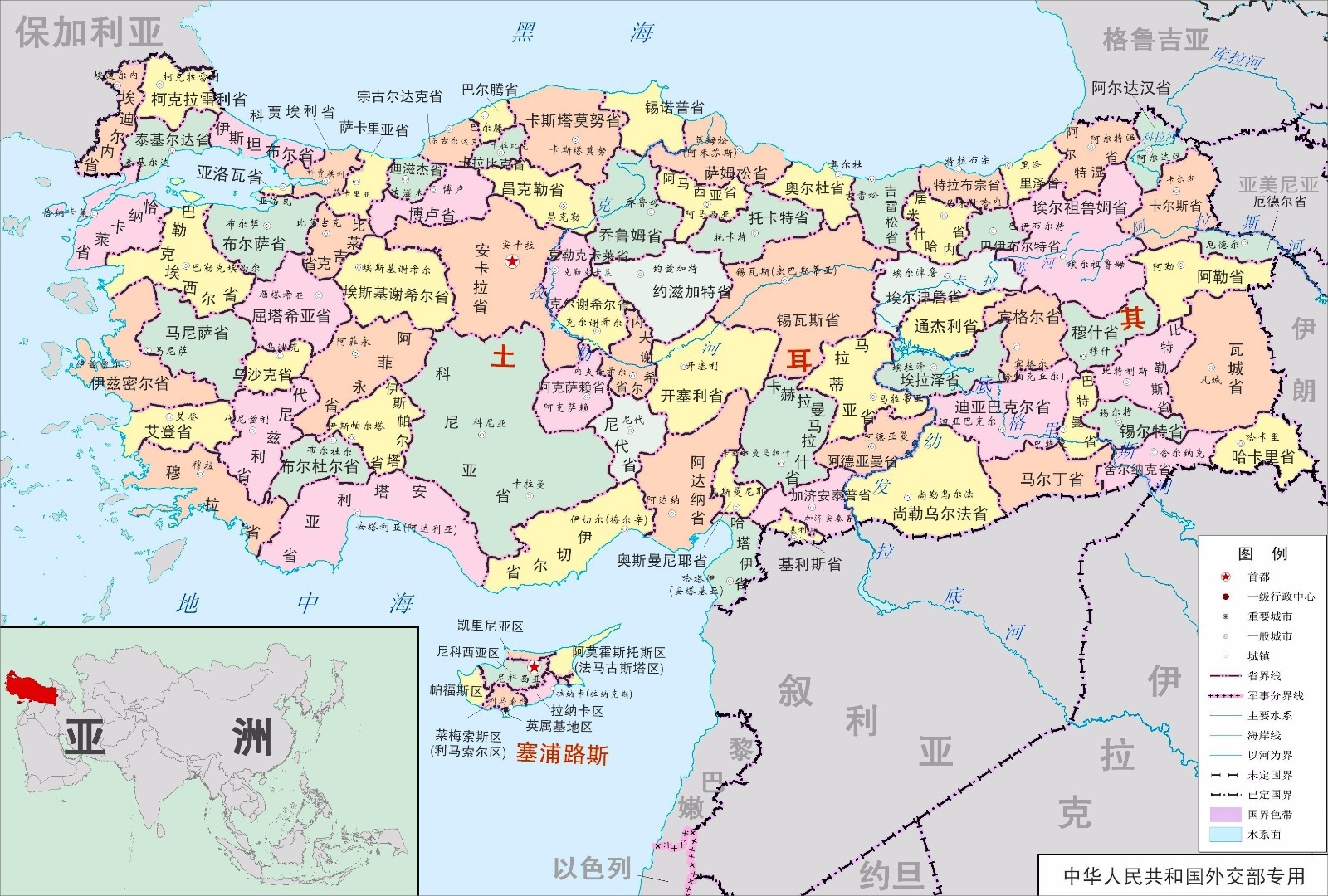 土耳其此前四次军人干政事件
　　1960年5月27日土耳其陆军司令杰马尔·居尔塞尔领导军队，推翻实施独裁统治、反世俗主义的民主党政权，逮捕总统、总理、多名内阁部长及大部分民主党议员，并解散议会。居尔塞尔任主席的“全国团结委员会”接管政府，其本人任临时总统、总理和国防部长。
　　1971年3月12日土耳其武装部队总参谋长梅姆杜赫·塔马奇联合陆海空三军司令向总统和议会提交备忘录，要求建立一个强大且受人民信赖的政府，以应对国家所面临严重的政治、经济和社会危机。当天，苏莱曼·德米雷尔政府被迫辞职。在军方监督下，土耳其组建起一个由保守派政治家和专家组成的政府。
　　1980年9月12日　时值土耳其陷入严重的政治危机，土耳其武装部队总参谋长凯南·埃夫伦等人发动政变，解散议会和民选政府。其本人出任国家元首，兼任军政权“国家安全委员会”主席。1982年，军政权修改宪法，埃夫伦正式出任国家总统兼武装部队总司令。该宪法也赋予军队以保卫世俗政府和领土完整的权力。
　　1997年6月18日在土耳其军方主要将领就政局联名提出一份所谓“备忘录”3个半月后，总理内吉梅丁·埃尔巴坎领导带有明显宗教倾向的政府迫于强大压力辞职。值得注意的是，埃尔巴坎是埃尔多安的导师。