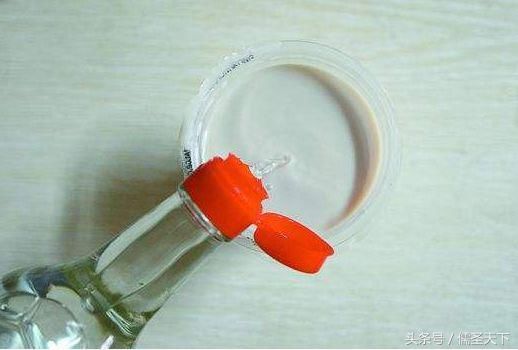 用白醋来泡脚好处多,白醋泡脚的注意事项你应